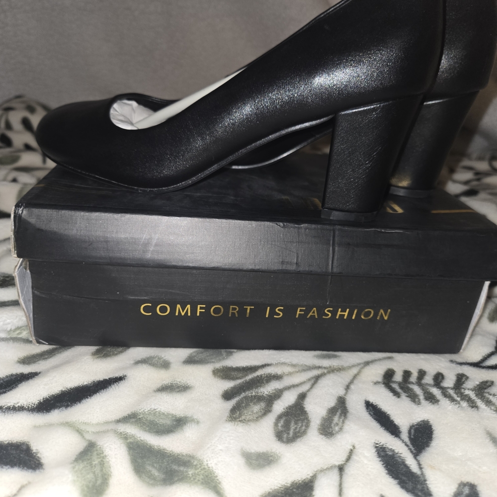 IDIFU Classic Black Heels